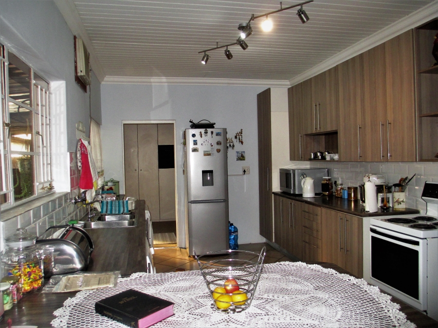 3 Bedroom Property for Sale in Meerhof North West
